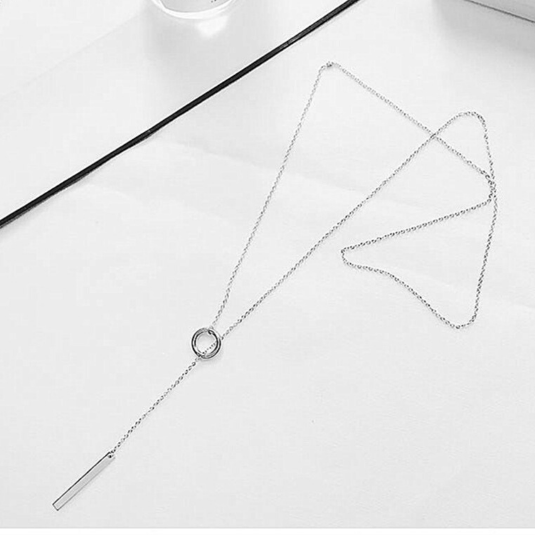 Silver lariat link necklace - detail view