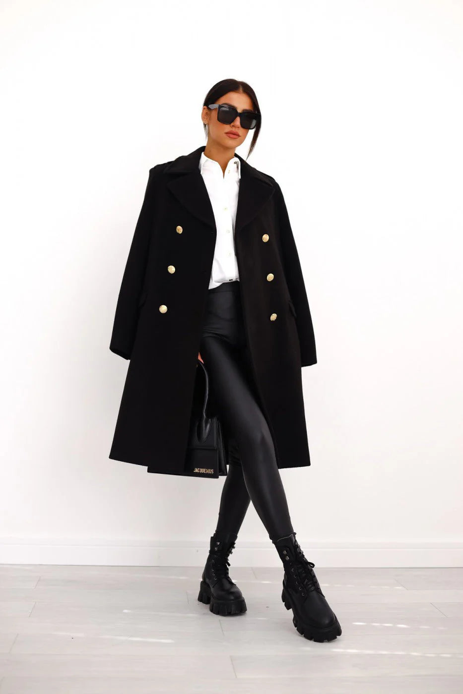 Vivelo Life Women's Coat in Classic Style